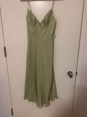 Light Green Spaghetti Strap Midi Dress